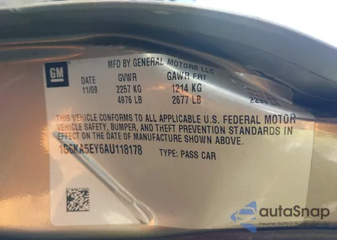 2010 Cadillac Dts Standard z USA, uszkodzony, nr VIN 1G6KA5EY6AU118178